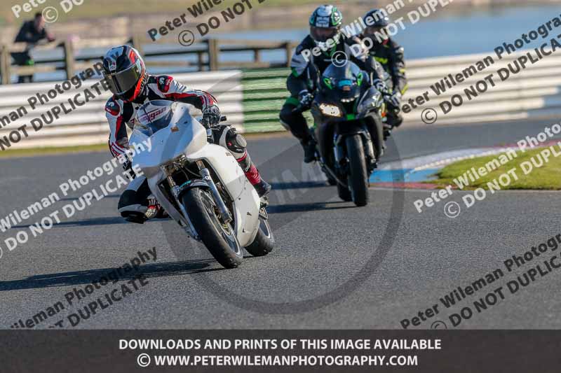 PJM Wedding Photography;enduro digital images;event digital images;eventdigitalimages;mallory park;mallory park photographs;mallory park trackday;mallory park trackday photographs;no limits trackdays;peter wileman photography;racing digital images;trackday digital images;trackday photos